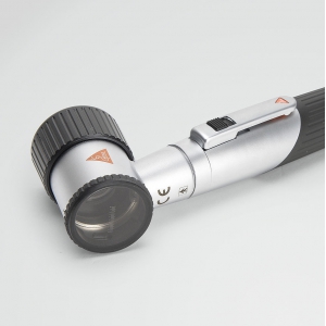 Dermatoskop mini 3000, kpl. z główką optyczną, płytką kontaktową gładką, rękojeścią bateryjną 2,5V, olejkiem derm., 